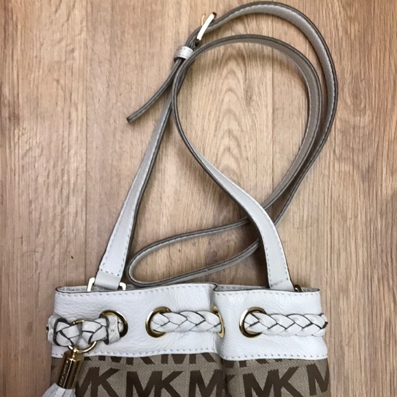 Michael Kors bag Used Once Excellent - Picture 3 of 6